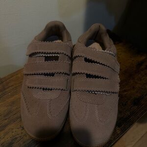 Brown Womens Silent D Sneakers